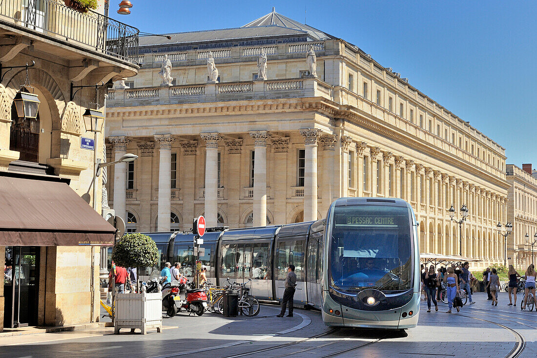 France, South-Western France, Bordeaux, Triangle d'Or in the city centre, tramway