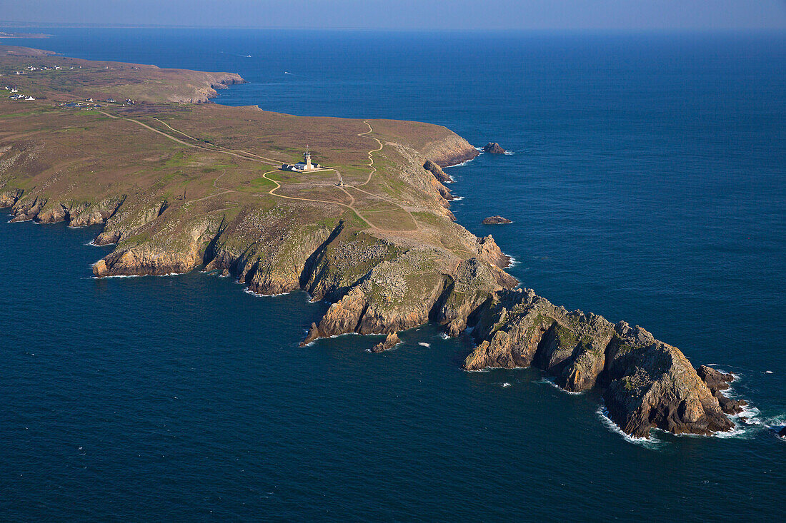 France, Brittany, Finistere, La Pointe du Raz, a site labeled Grand Site de France, vue photo