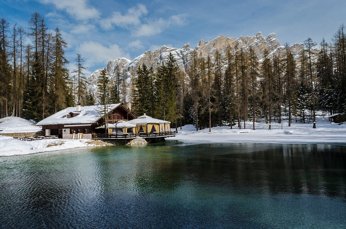 Ghedina lake, Cortina d'Ampezzo, Dolomiti, Dolomites, Veneto, Italy, Refuge at Ghedina lake
