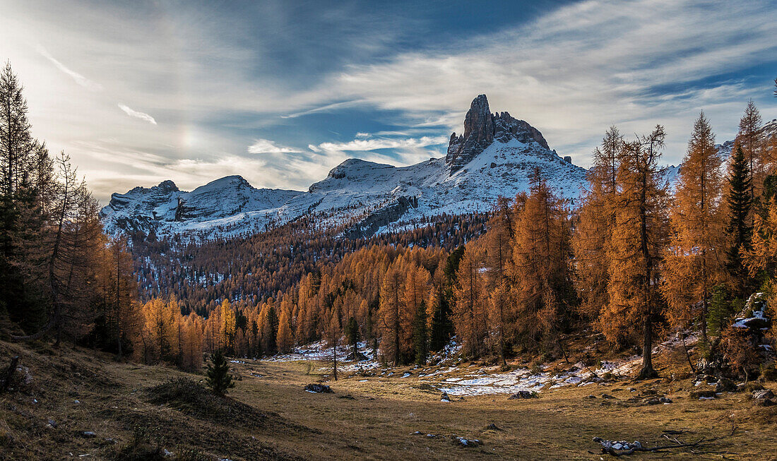 Becco di mezzodi, Croda da Lago, Cortina d'Ampezzo, Belluno, Veneto, Italy, Becco di mezzodi