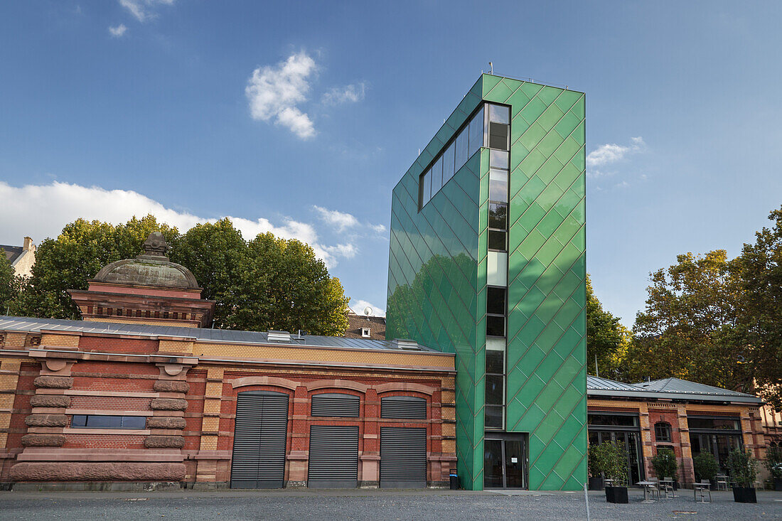 Art gallery Kunsthalle near the Mainzer Zollhafen in Mainz, Rhineland-Palatinate, Germany, Europe