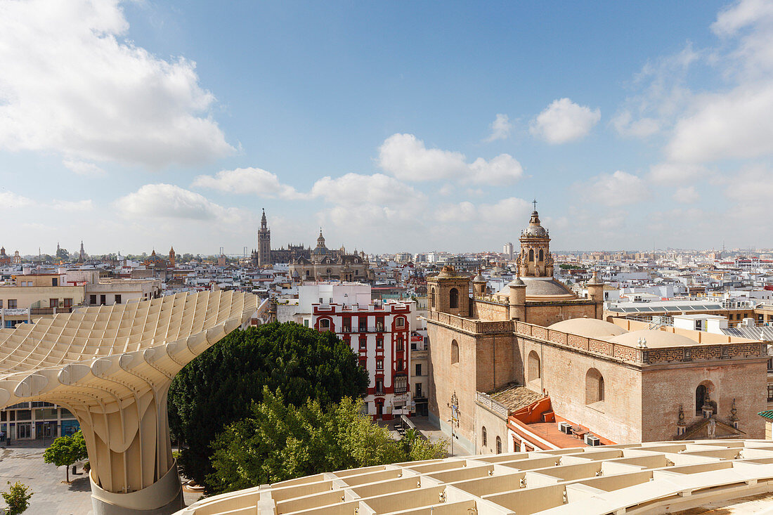 Metropol Parasol, Aussichtsplattform, Plaza de la Encarnación, moderne Architektur, Architekt Jürgen Mayer Hermann, Blick auf die Altstadt mit Kathedrale, Sevilla, Andalusien, Spanien, Europa