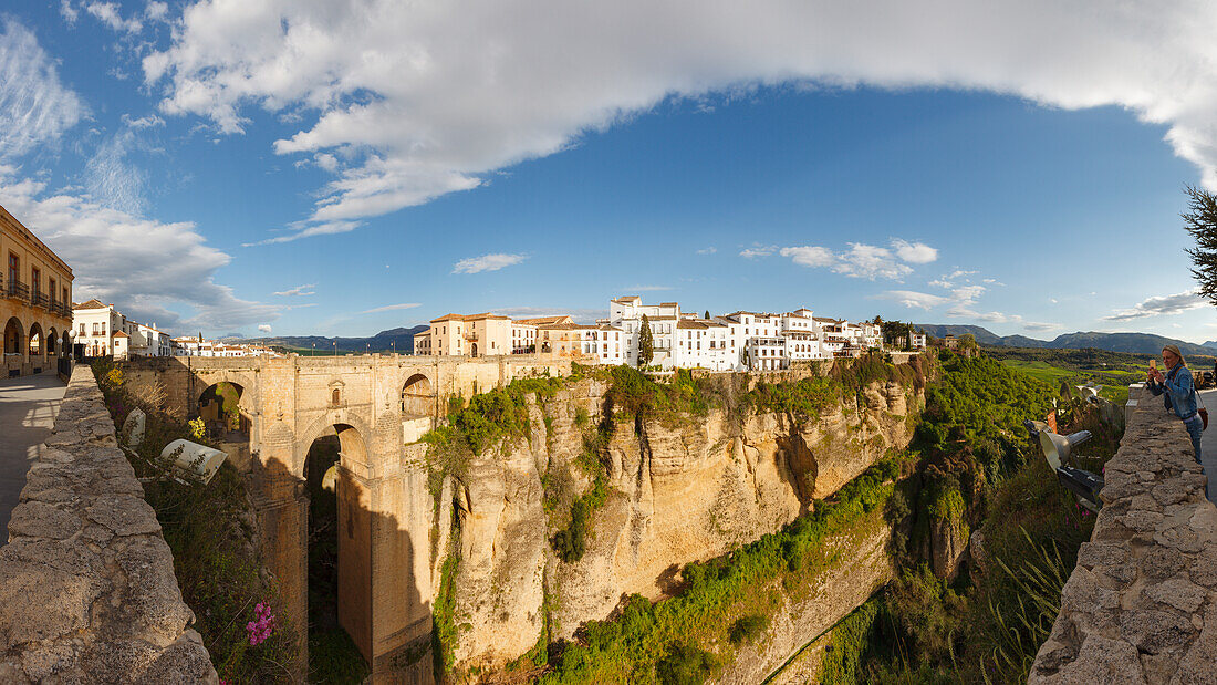 Puente Nuevo, Brücke, Schlucht des Río Guadalevin, La Ciudad, Altstadt, Ronda, Provinz Malaga, Andalusien, Spanien, Europa