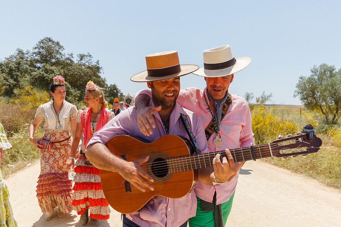 pilgrims with guitars, El Rocio pilgrimage, Pentecost festivity, Huelva province, Sevilla province, Andalucia, Spain, Europe