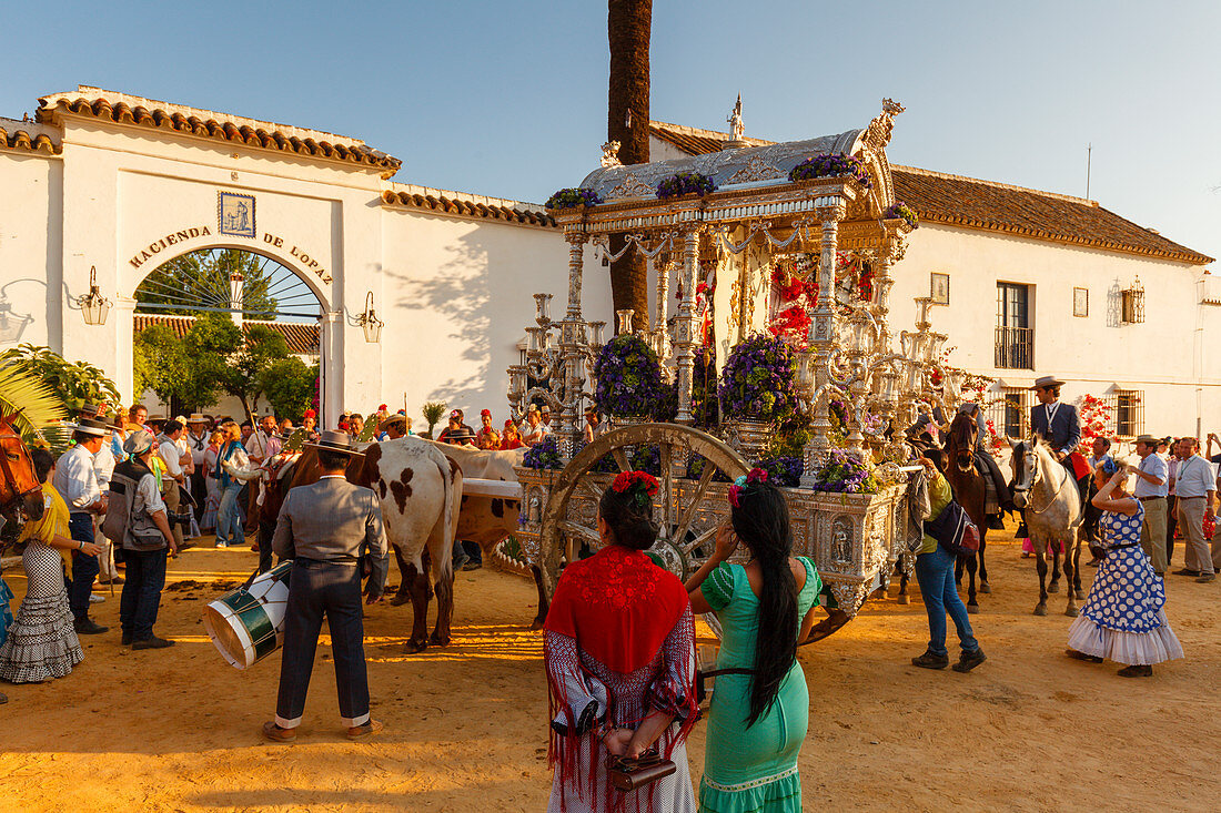 Simpecado cart at a country estate, El Rocio pilgrimage, Pentecost festivity, Huelva province, Sevilla province, Andalucia, Spain, Europe