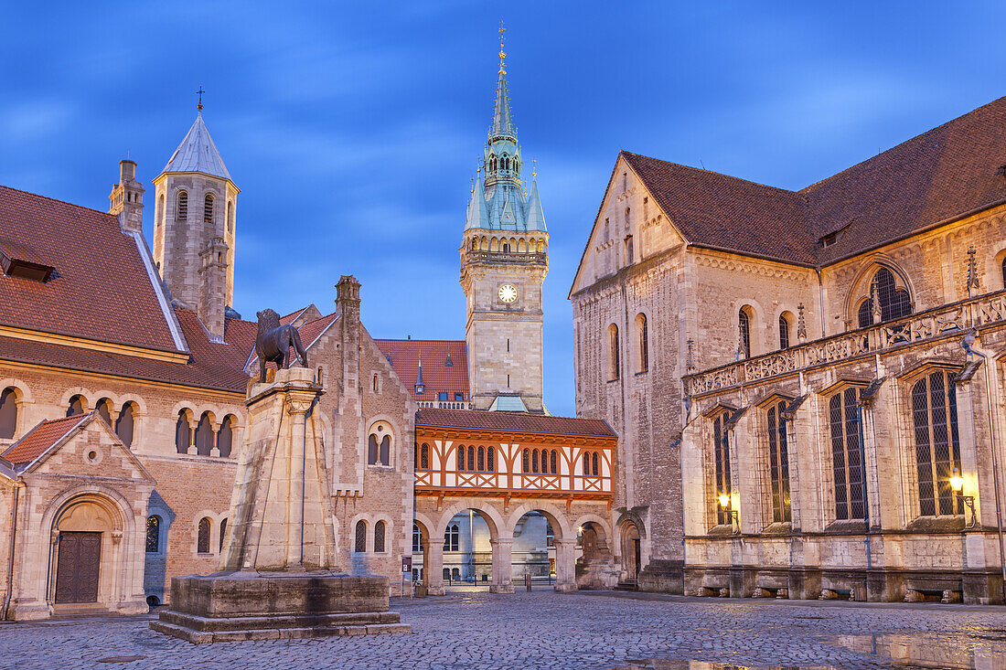 Castle Dankwardrode, town hall tower and cathedral St. Blasii at the Burgplatz in Braunschweig, Lower Saxony, Northern Germany, Germany, Europe