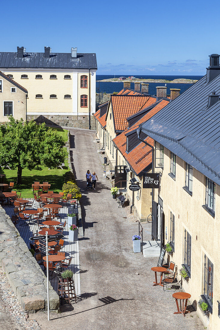 Häuser in der Festung Varberg, Halland, Südschweden, Schweden, Skandinavien, Nordeuropa, Europa