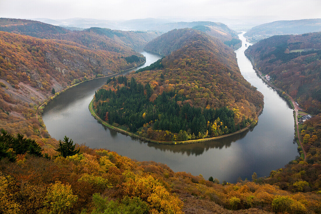 Saarschleife im Herbst, Saarland, Deutschland, Europa