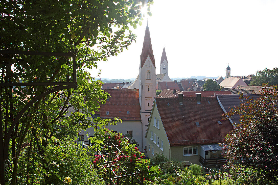 Blick vom Crescentiagarten über Kaufbeuren, Ostallgäu, Allgäu, Schwaben, Bayern, Deutschland