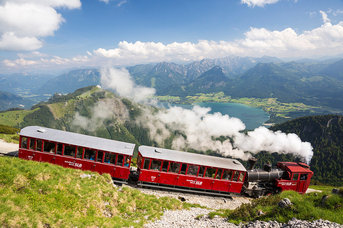 Schafbergbahn, steilste Zahnradbahn Österreichs, St. Wolfgang am Wolfgangsee, Oberösterreich, Österreich, Europa