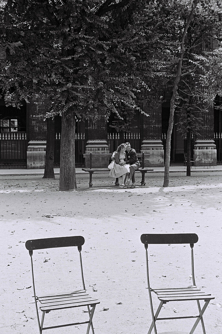 1961, Jardin Royal, Paris, France