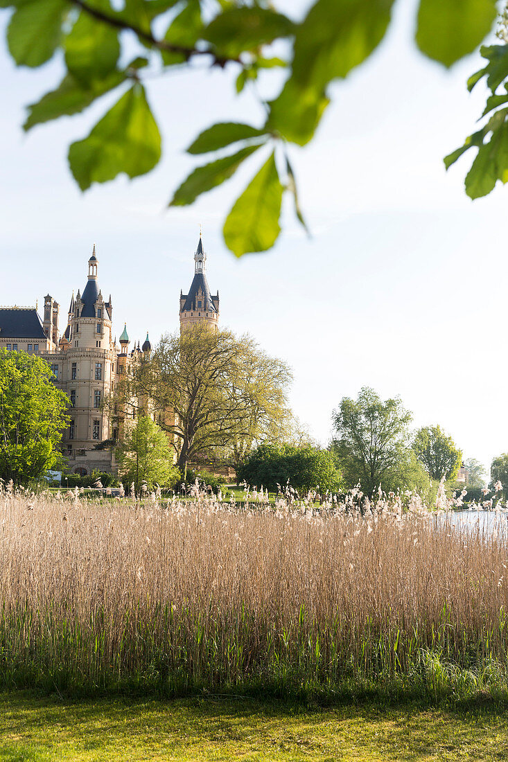 Schwerin castle, inner lake, provincial capital, Mecklenburg lakes, Schwerin, Mecklenburg-West Pomerania, Germany, Europe