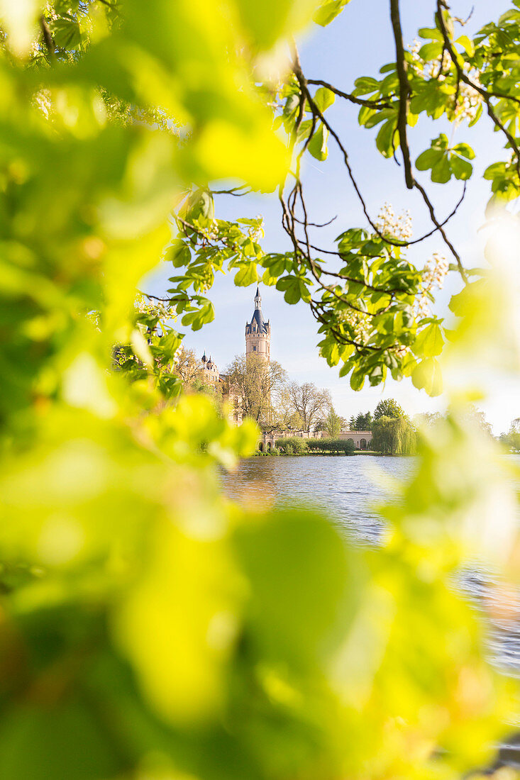 Schwerin castle, inner lake, provincial capital, Mecklenburg lakes, Schwerin, Mecklenburg-West Pomerania, Germany, Europe