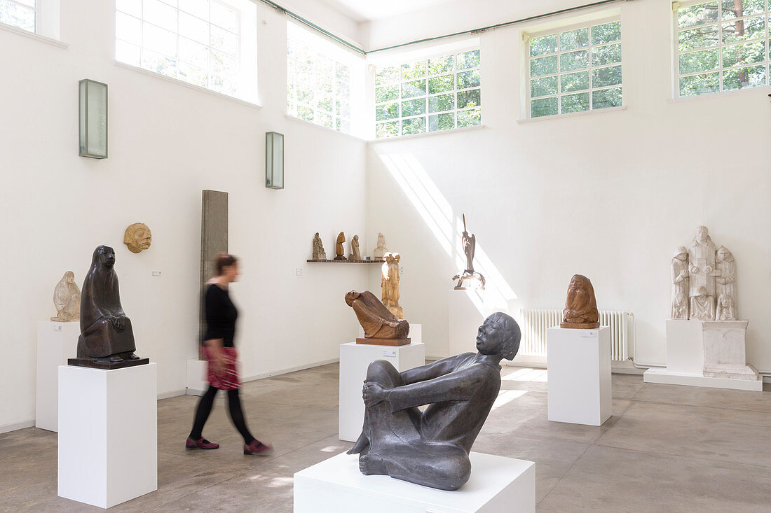 Statues of artist Ernst Barlach, his former studio, museum at the lake Inselsee, Mecklenburg lakes, Mecklenburg Switzerland, Güstrow, Mecklenburg-West Pomerania, Germany, Europe