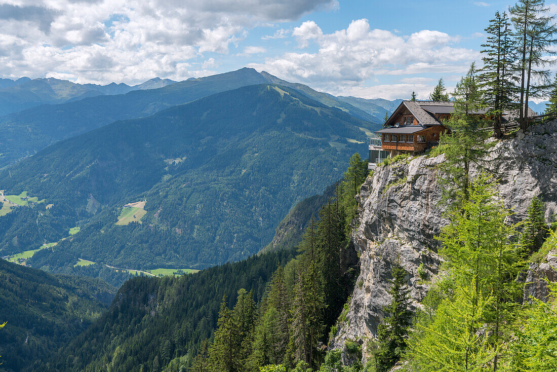 Lienzer Dolomiten, Osttirol, Österreich, Die Dolomitenhütte