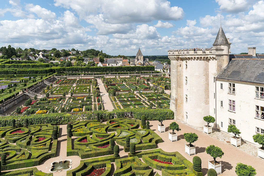 The gardens of Villandry castle from above, Villandry, UNESCO World Heritage Site, Indre-et-Loire, Loire Valley, France, Europe