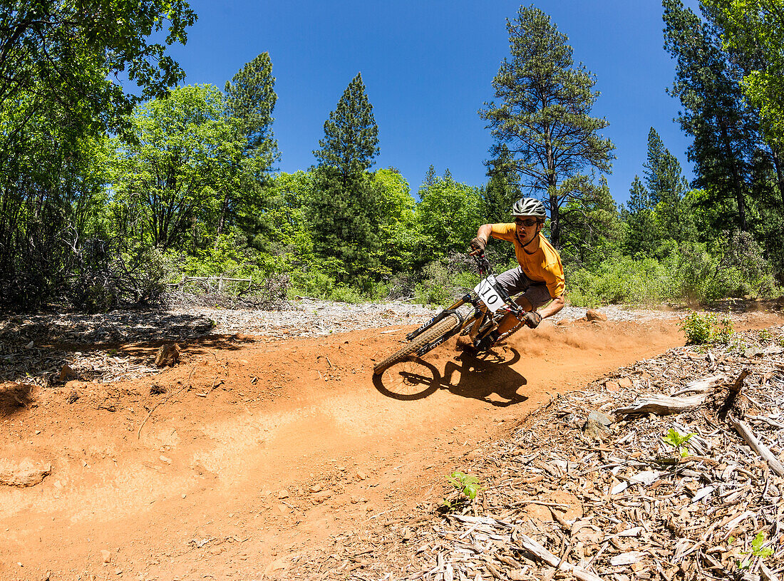 Mountian biker riding the Dirty Sanchez Enduro bike race, Nevada County California