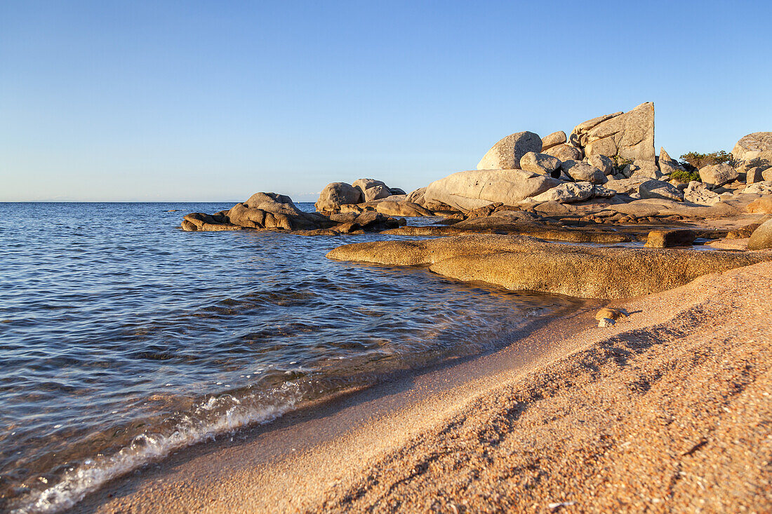 Punta di Colombara zwischen Strand Plage de Palombaggia und Plage de Tamaricciu, Porto-Vecchio, Südkorsika, Korsika, Südfrankreich, Frankreich, Südeuropa, Europa