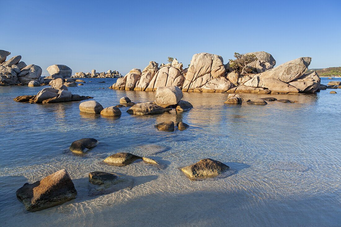 Punta di Colombara zwischen Strand Plage de Palombaggia und Plage de Tamaricciu, Porto-Vecchio, Südkorsika, Korsika, Südfrankreich, Frankreich, Südeuropa, Europa