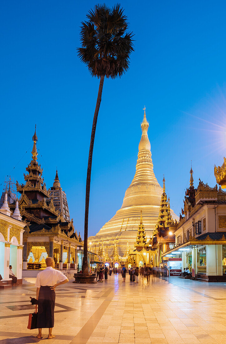 Shwedagon Pagoda, Yangon (Rangoon), Myanmar (Burma), Asia