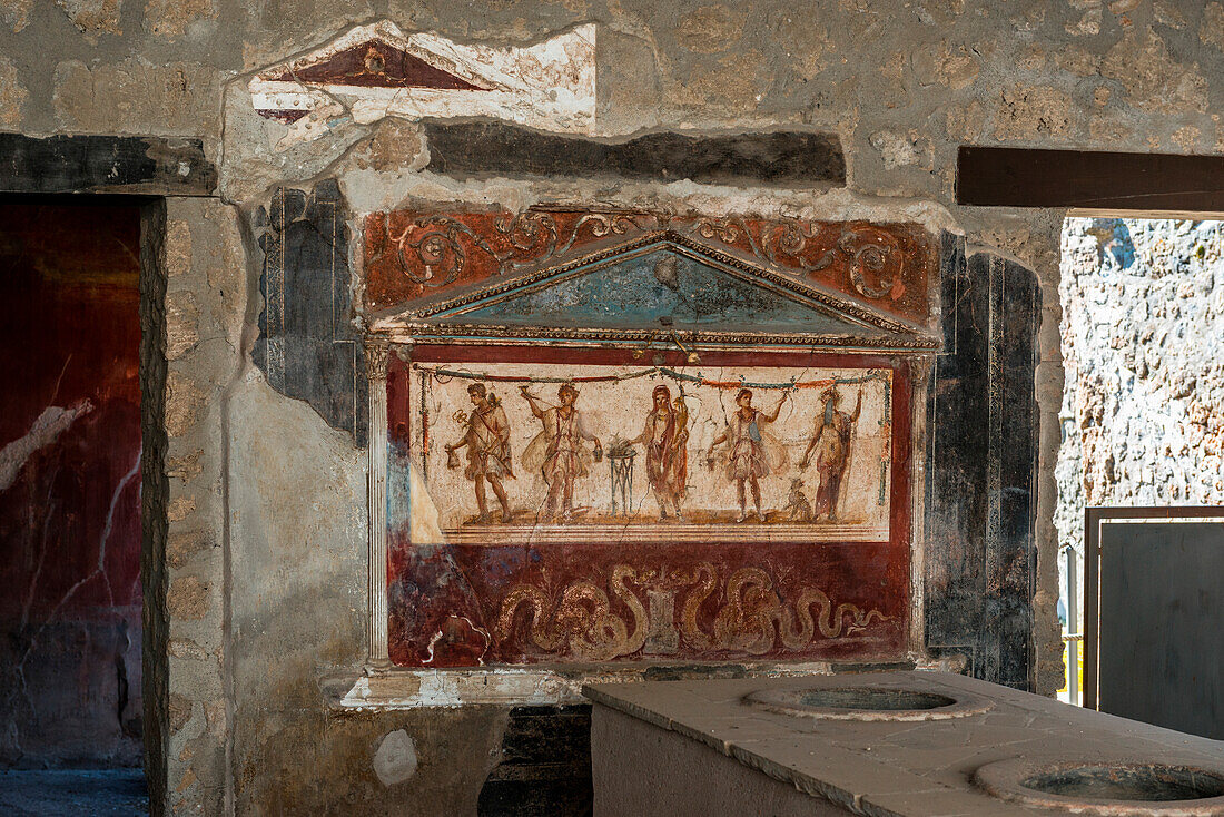 Italy, Campania, Naples, archaeological excavations of Pompeii