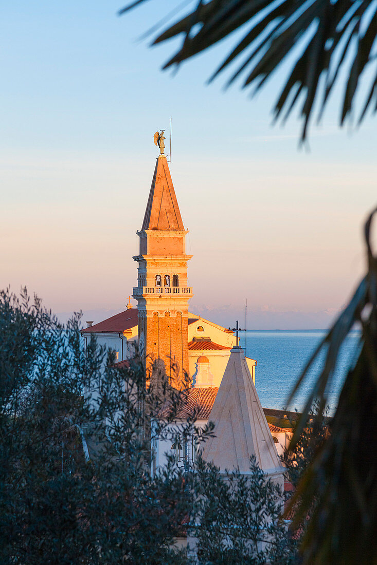 Europe, Slovenia, Istria, Piran, Primorska, The church of St, George and the ancient town of Piran