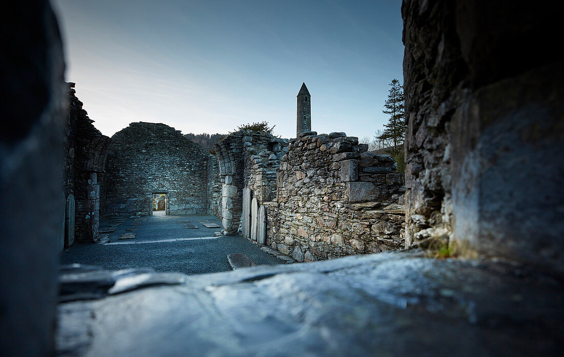 Klosterruine Glendalough Monastic Site, bei Derrybawn, Co Wicklow, Irland