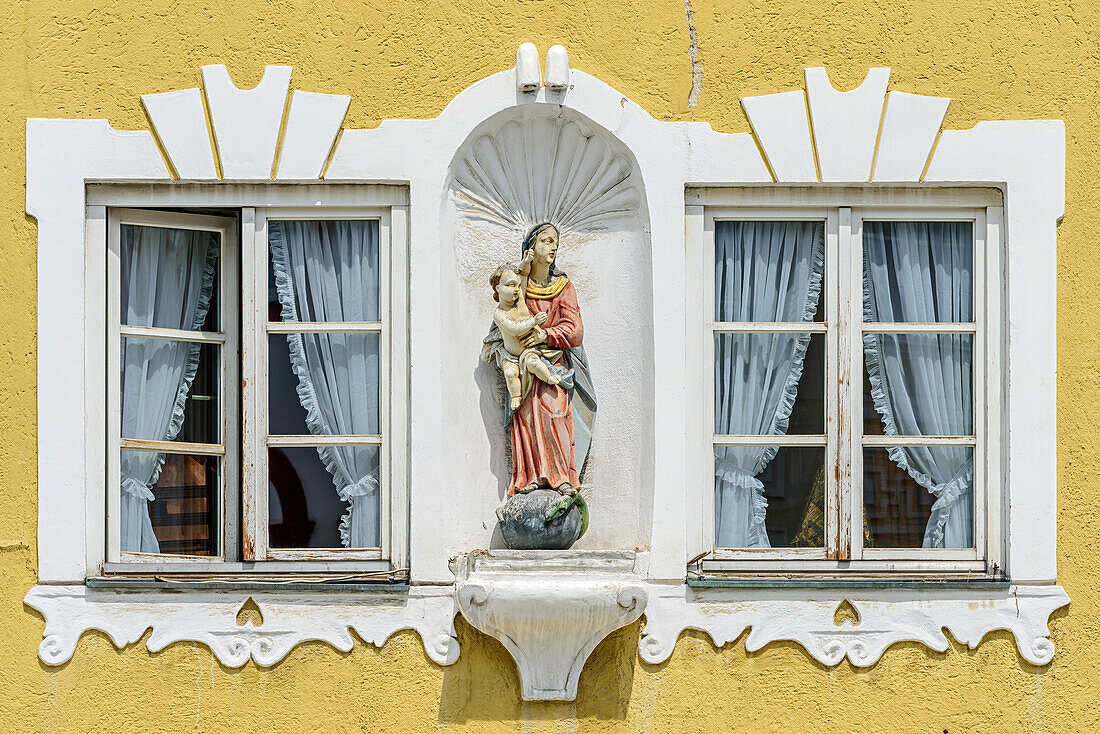 Two windows with statue of Virgin Mary, Bad Toelz, Upper Bavaria, Bavaria, Germany