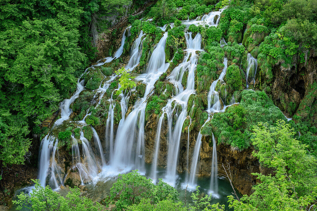 Waterfalls of Plitvice, Plitvice Lakes, National Park Plitvice Lakes, Plitvice, UNESCO world heritage site National Park Lake Plitvice, Croatia