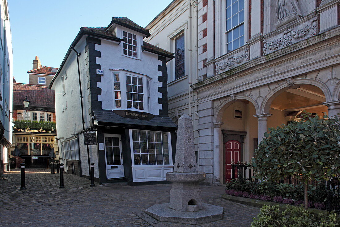 Crooked House and right Guildhall, Windsor, Berkshire, England