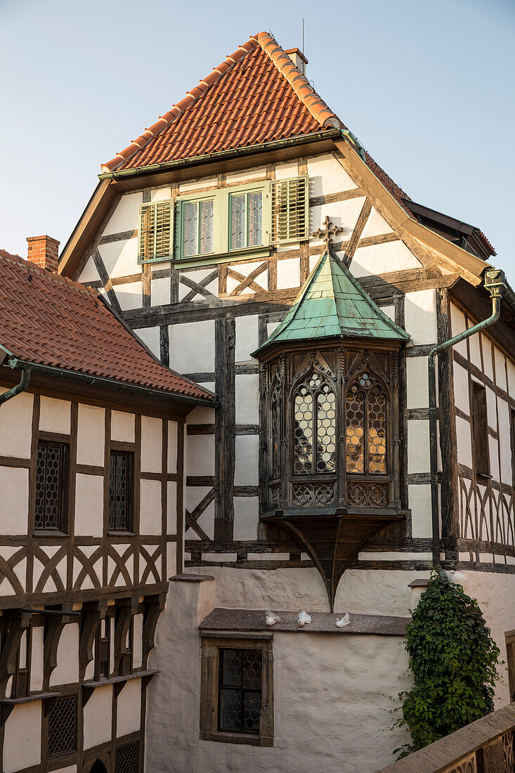 Detail from the first castle courtyard with half-timbered building at Wartburg castle, Eisenach, Thuringia, Germany, Europe