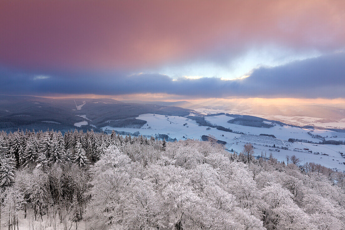 Blick vom Feldstein, Bruchhauser Steine, bei Olsberg, Rothaarsteig, Rothaargebirge, Sauerland, Nordrhein-Westfalen, Deutschland