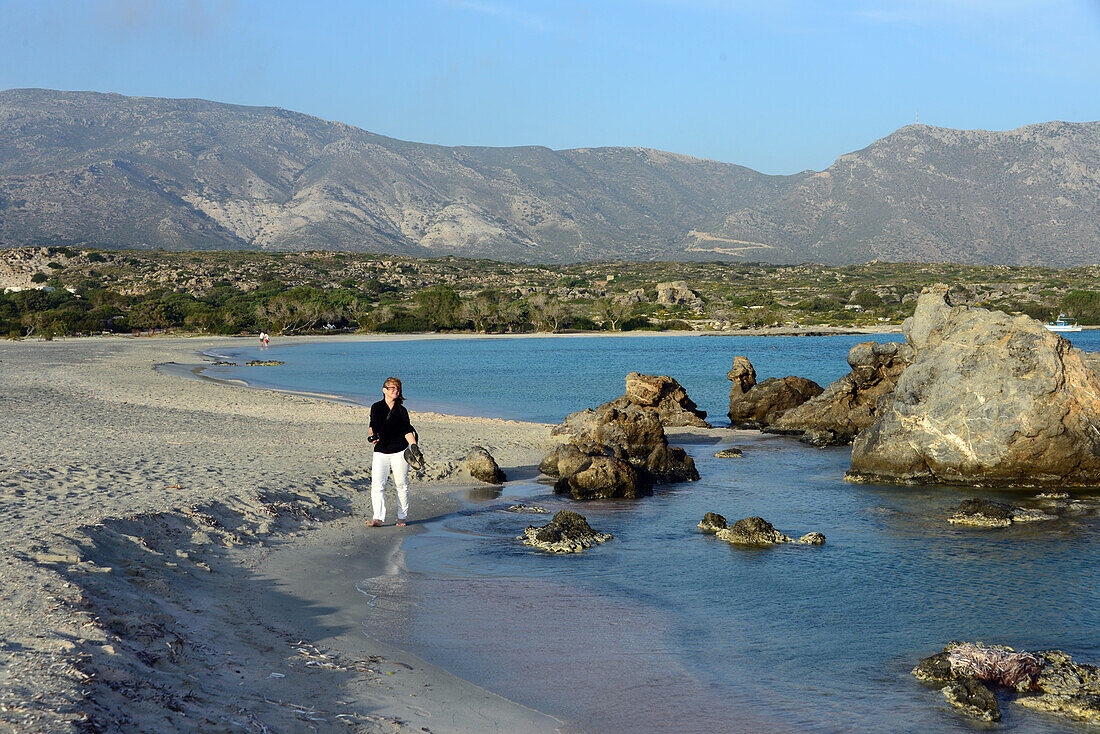 am Elafonissi-Strand an der Westküste, Kreta, Griechenland