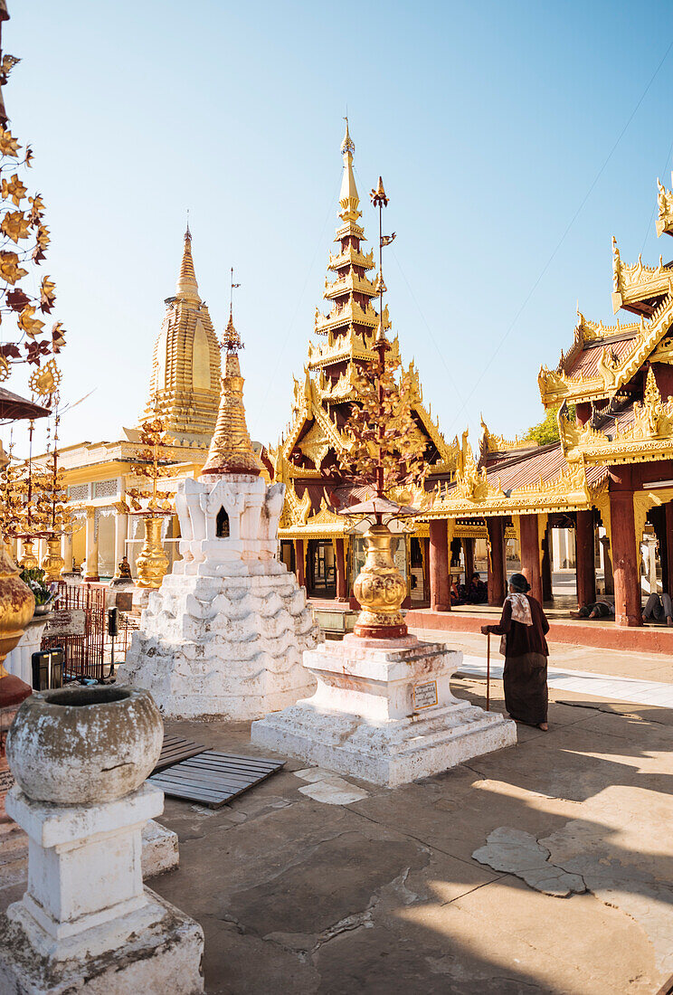 Shwezigon Pagode, Nyaung-U, in der Nähe von Bagan (Pagan), Mandalay Region, Myanmar (Burma), Asien