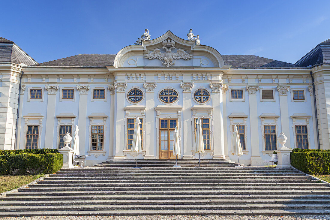 Schloss Halbturn in Halbturn, Burgenland, Ostösterreich, Österreich, Europa