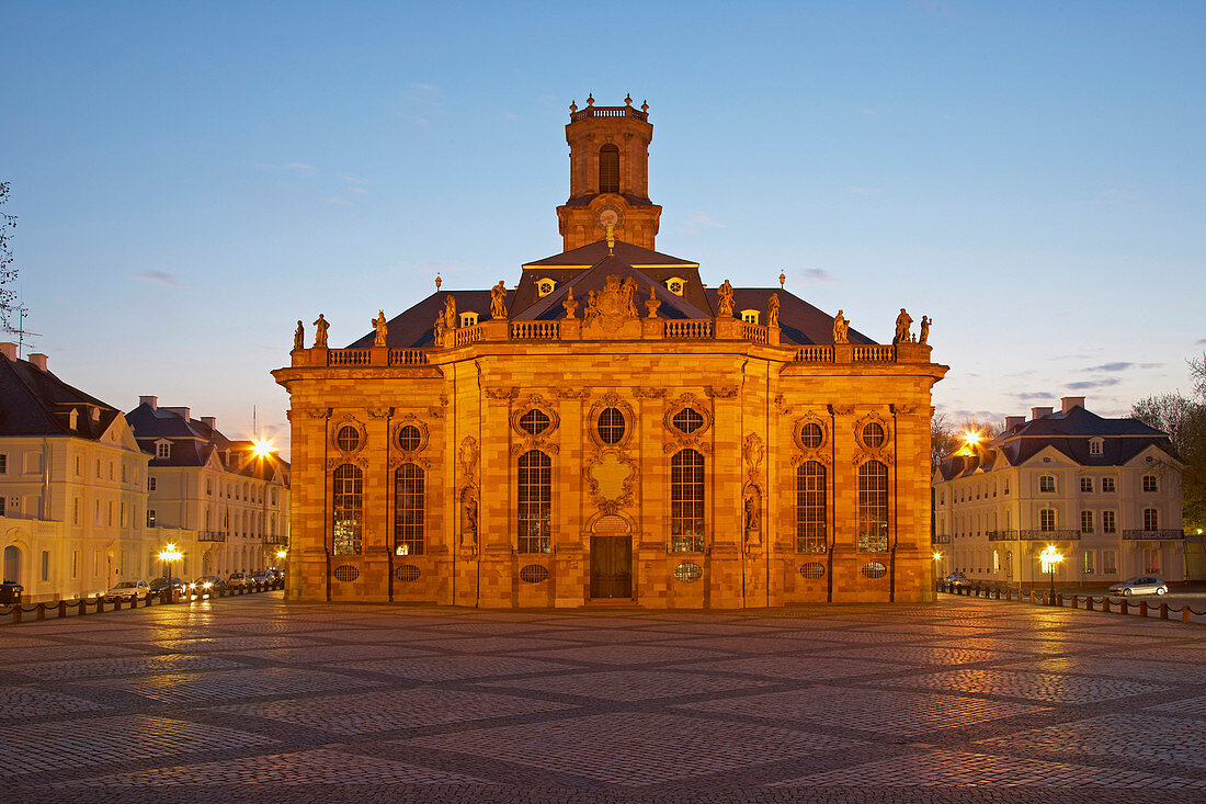 Baroque ensemble of Ludwigskirche (St. Louis's Church) and Ludwigsplatz (St. Louis's Square) , Dusk , Old town , Saarbrücken , Saarland , Germany , Europe