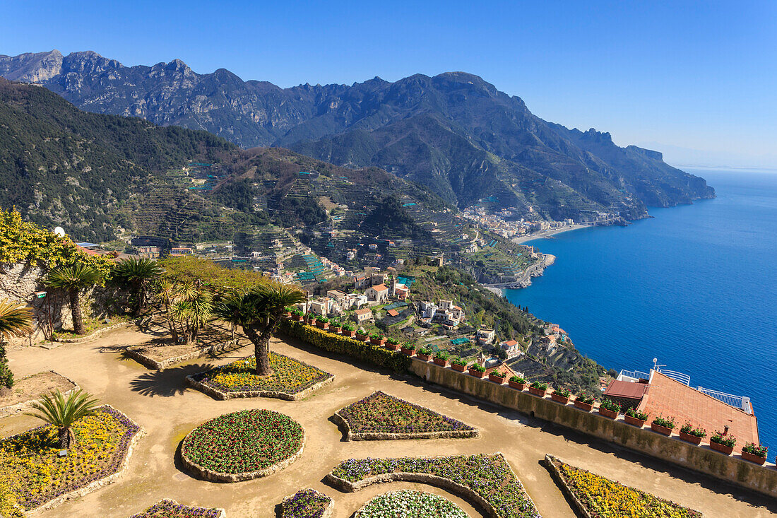 Belvedere, atemberaubende Gärten der Villa Rufolo, Ravello, Amalfiküste, UNESCO Weltkulturerbe, Kampanien, Italien, Europa