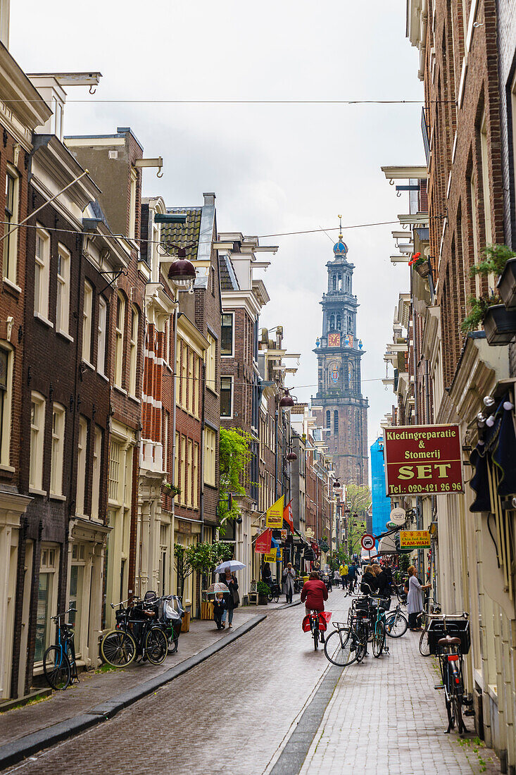Jordaan Bezirk mit dem Turm von Westerkerk hinaus, Amsterdam, Niederlande, Europa