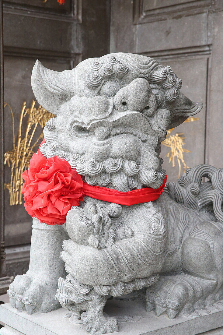 Kaiserlichen Wächter Löwe, Taoist Tempel, Nghia An Hoi Quan Pagode, Ho-Chi-Minh-Stadt, Vietnam, Indochina, Südostasien, Asien