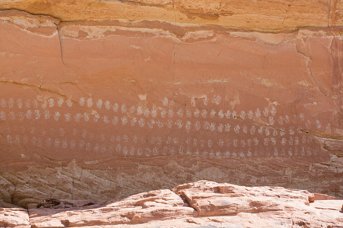100 Hands Pictograph Panel, Grand Staircase-Escalante National Park, Utah, United States of America, North America