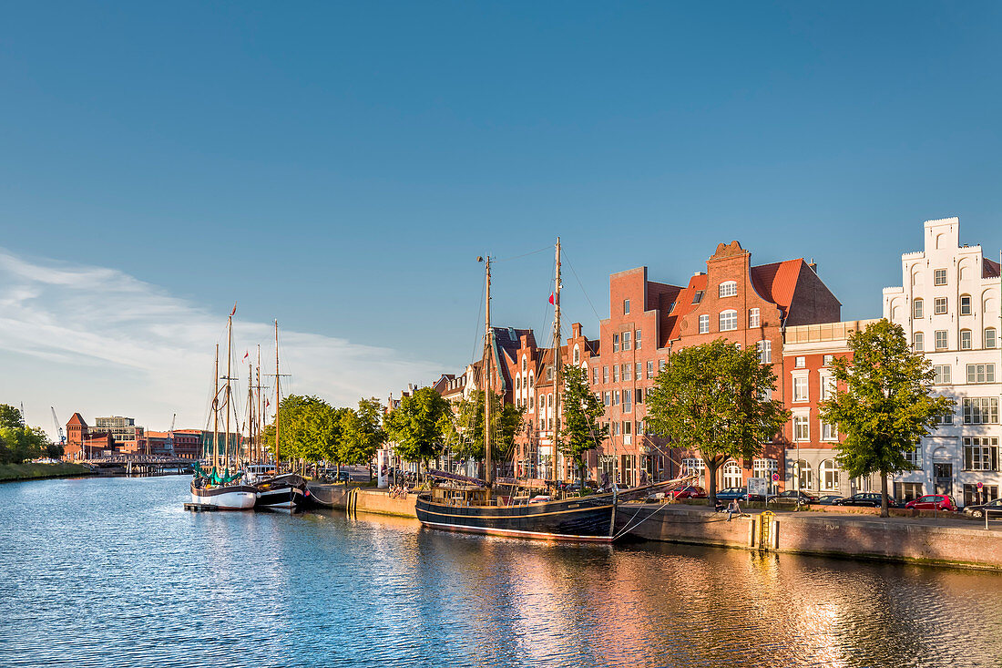 Blick über die Trave, Hansestadt Lübeck, Ostsee, Schleswig-Holstein, Deutschland