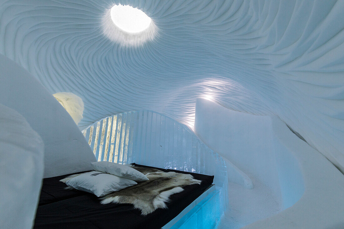 Art suite, Ice Hotel, Jukkasjarvi, Kiruna, Norrbotten County, Lapland, Sweden