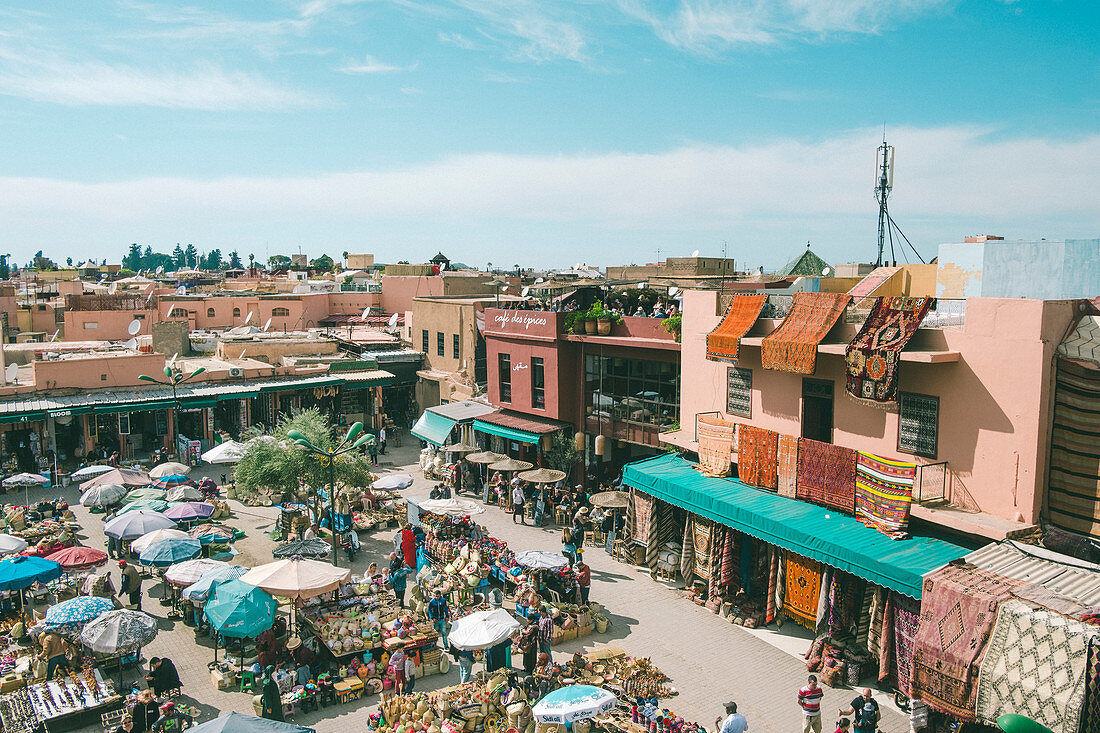 Erhöhte Ansicht von Rahba Kedima Square, Marrakesch, Marokko