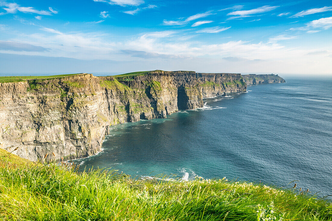 Cliffs of Moher, Liscannor, Co, Clare, Munster province, Ireland