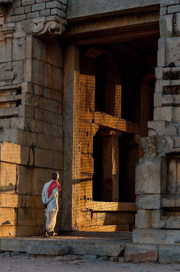 Hampi, Karnataka, India, Asia A pilgrim in Hampi