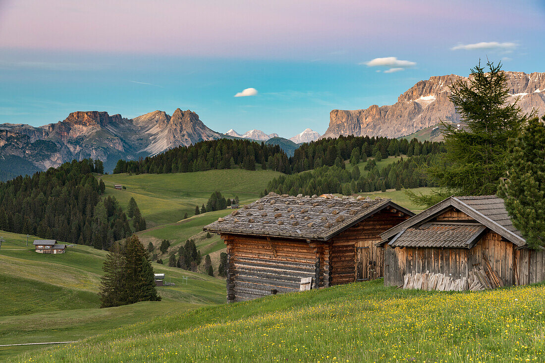 Seiser Alm, Dolomiten, Südtirol, Italien, Abenddämmerung auf der Seiser Alm