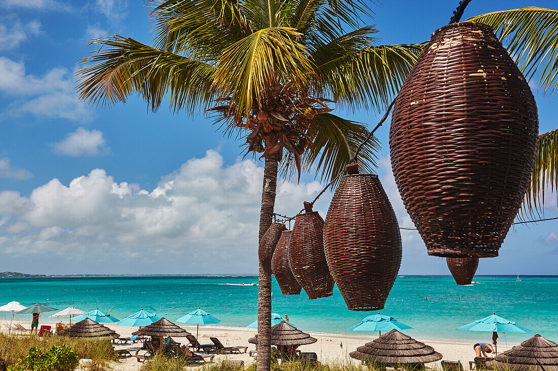 Strand am Sibonne Hotel, an der Grace Bay, dem spektakulärsten Strand von Providenciales, Turks- und Caicosinseln, in der Karibik, Westindien, Mittelamerika