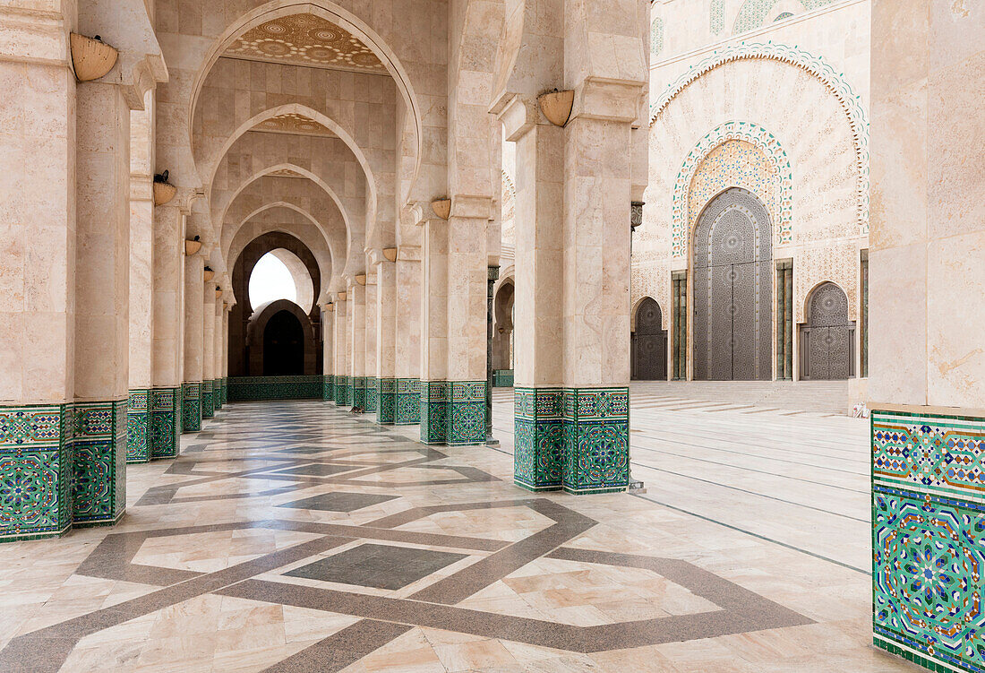 Arches and columns, part of the Hassan II Mosque ,Grande Mosquee Hassan II, Casablanca, Morocco, North Africa, Africa