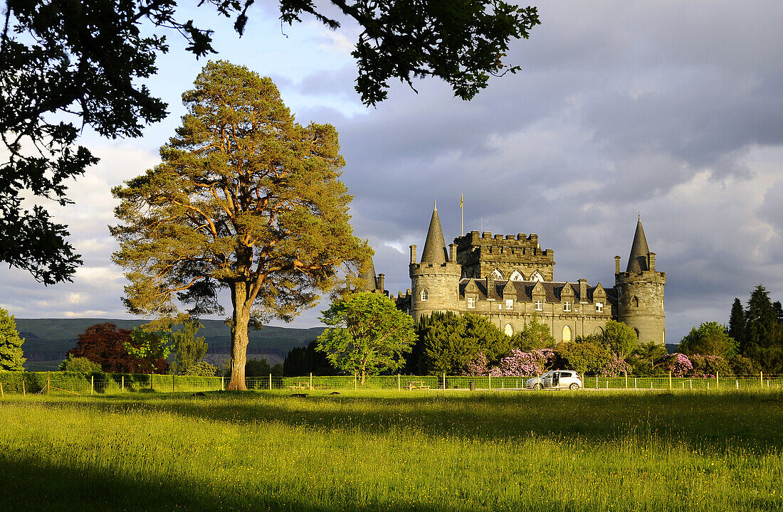 Castle Inveraray at Loch Fyne, Scotland