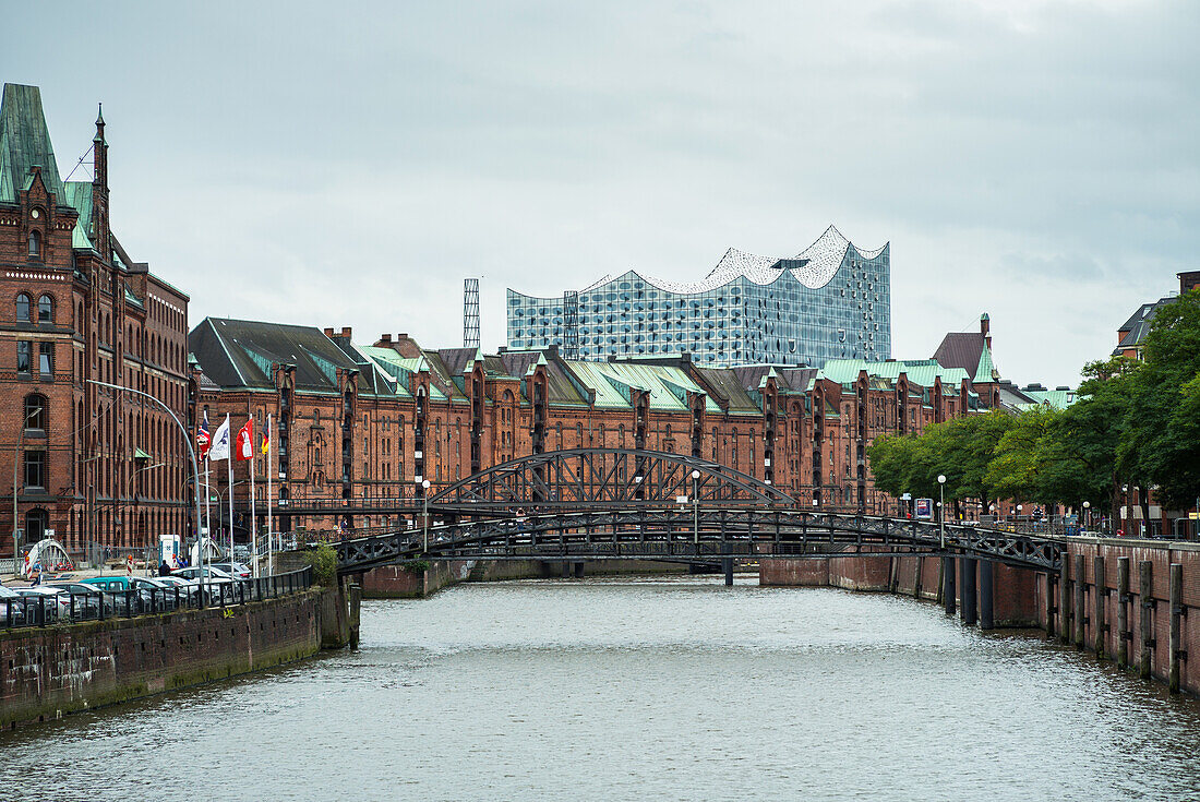 Elbphilharmonie in der Speicherstadt, Hamburg, Deutschland